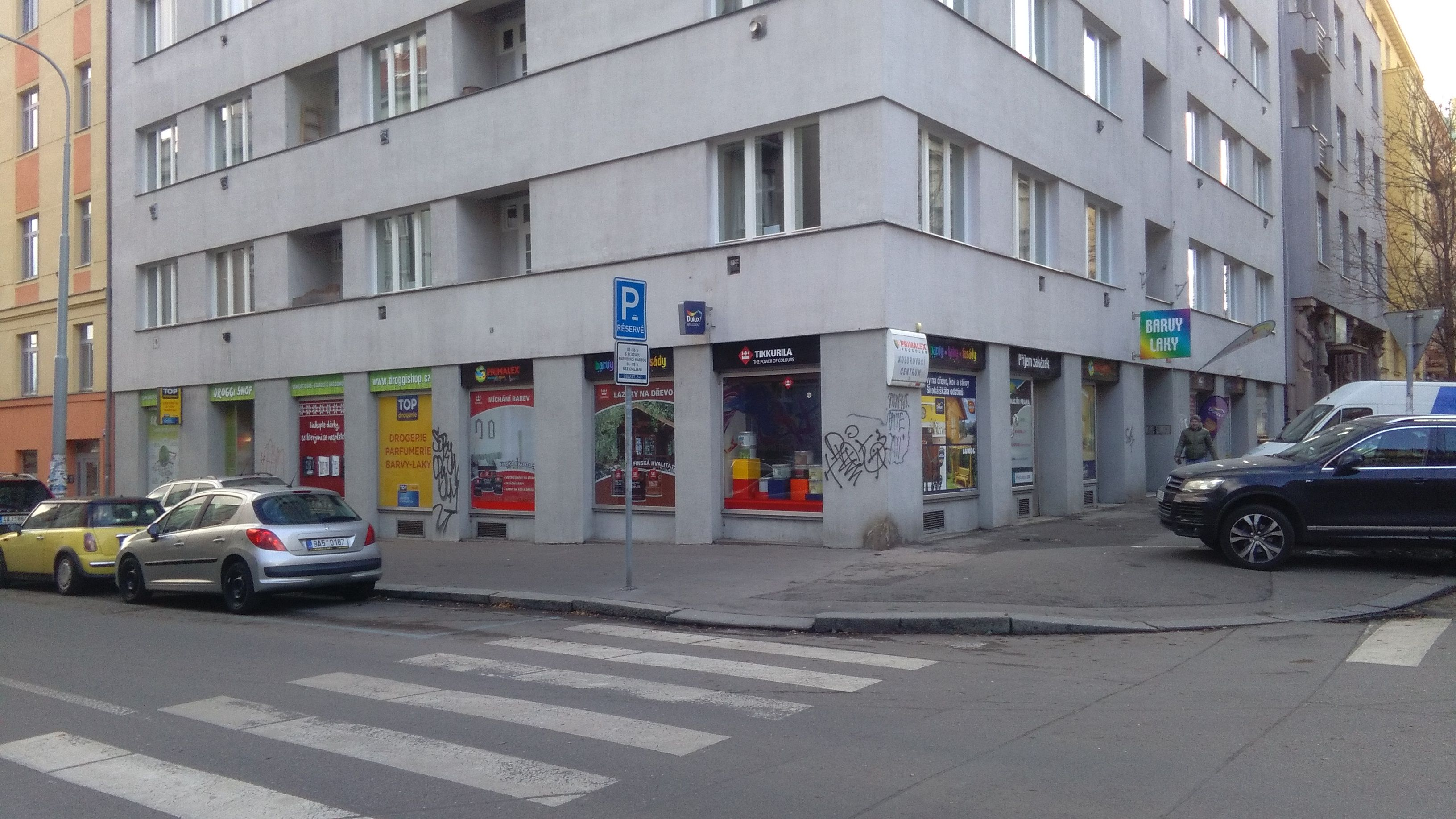 Praha 3 - Ondříčkova 12 (DROGGI SHOP)