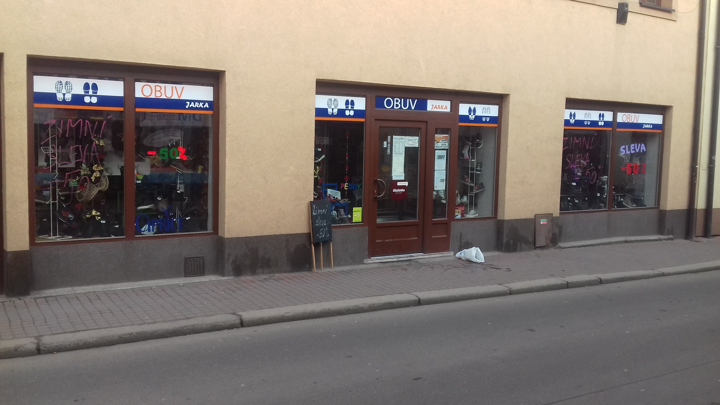 Pobočka Český Brod, Krále Jiřího 86 (Obuv Jarka) Pobočka Český Brod, Krále Jiřího 86 (Obuv Jarka)