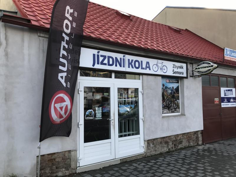 Pobočka Hustopeče, Dukelské náměstí 35/9 (Jízdní kola Zbyněk Šemora) Pobočka Hustopeče, Dukelské náměstí 35/9 (Jízdní kola Zbyněk Šemora)