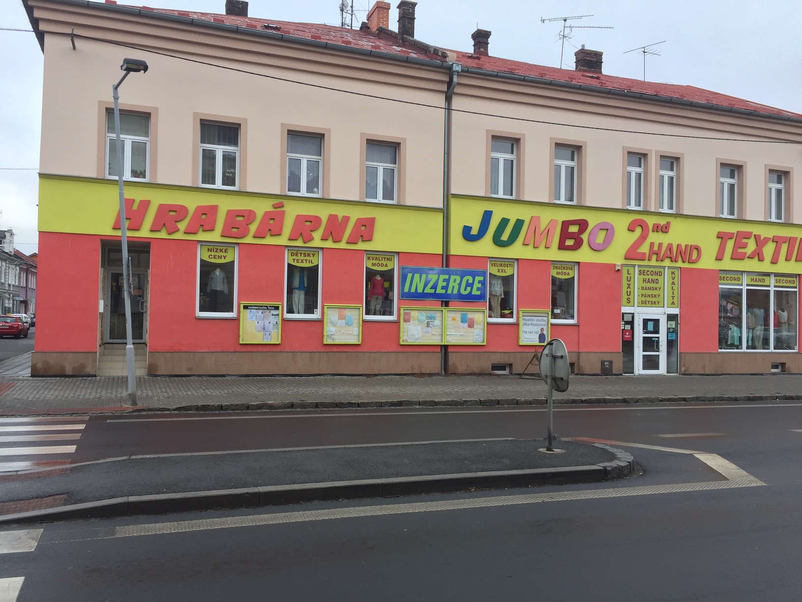 Pobočka Krnov, Revoluční 50 (JUMBOHAND) Pobočka Krnov, Revoluční 50 (JUMBOHAND)
